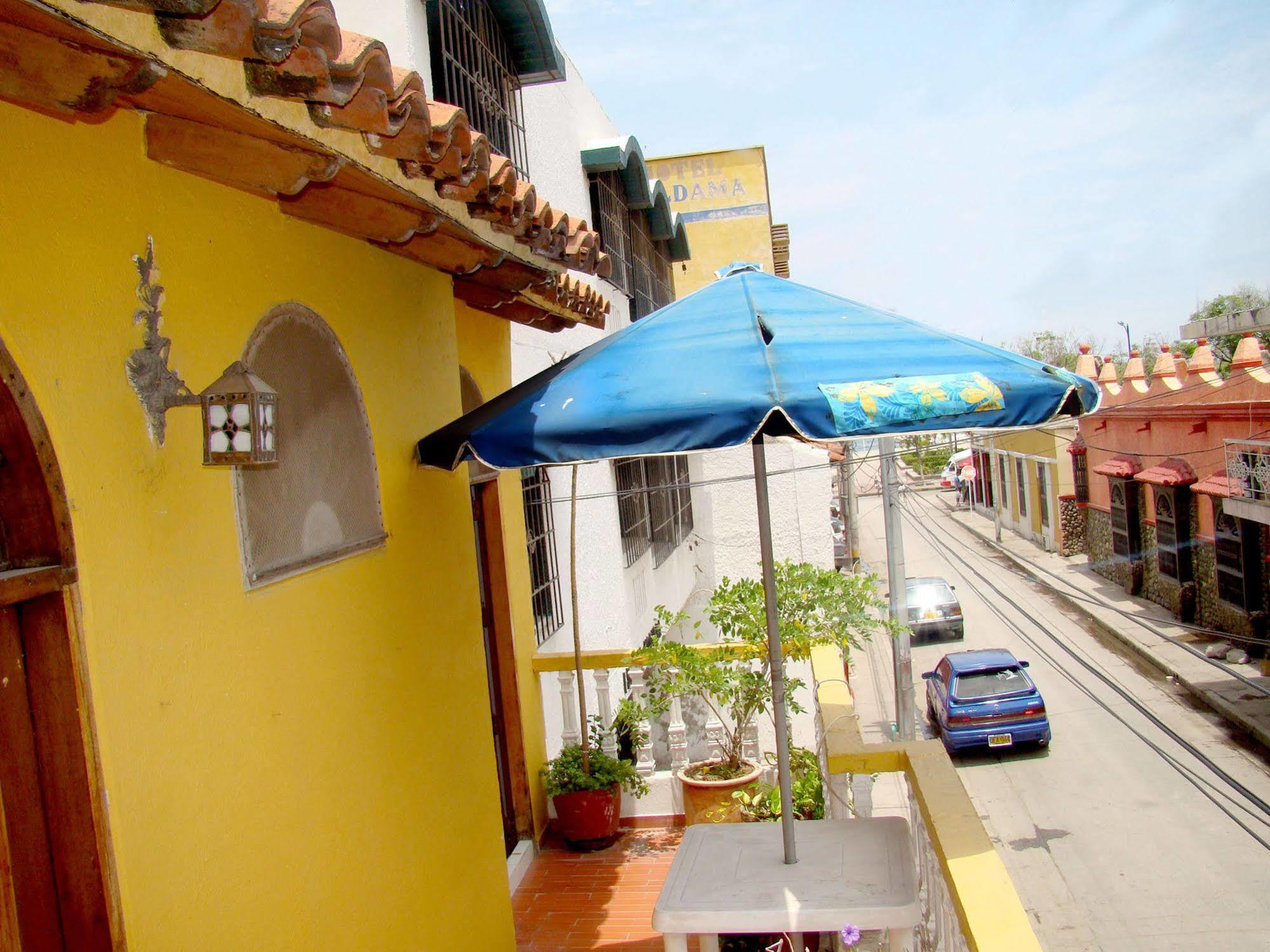 Hotel Casa Vieja Santa Marta  Kültér fotó