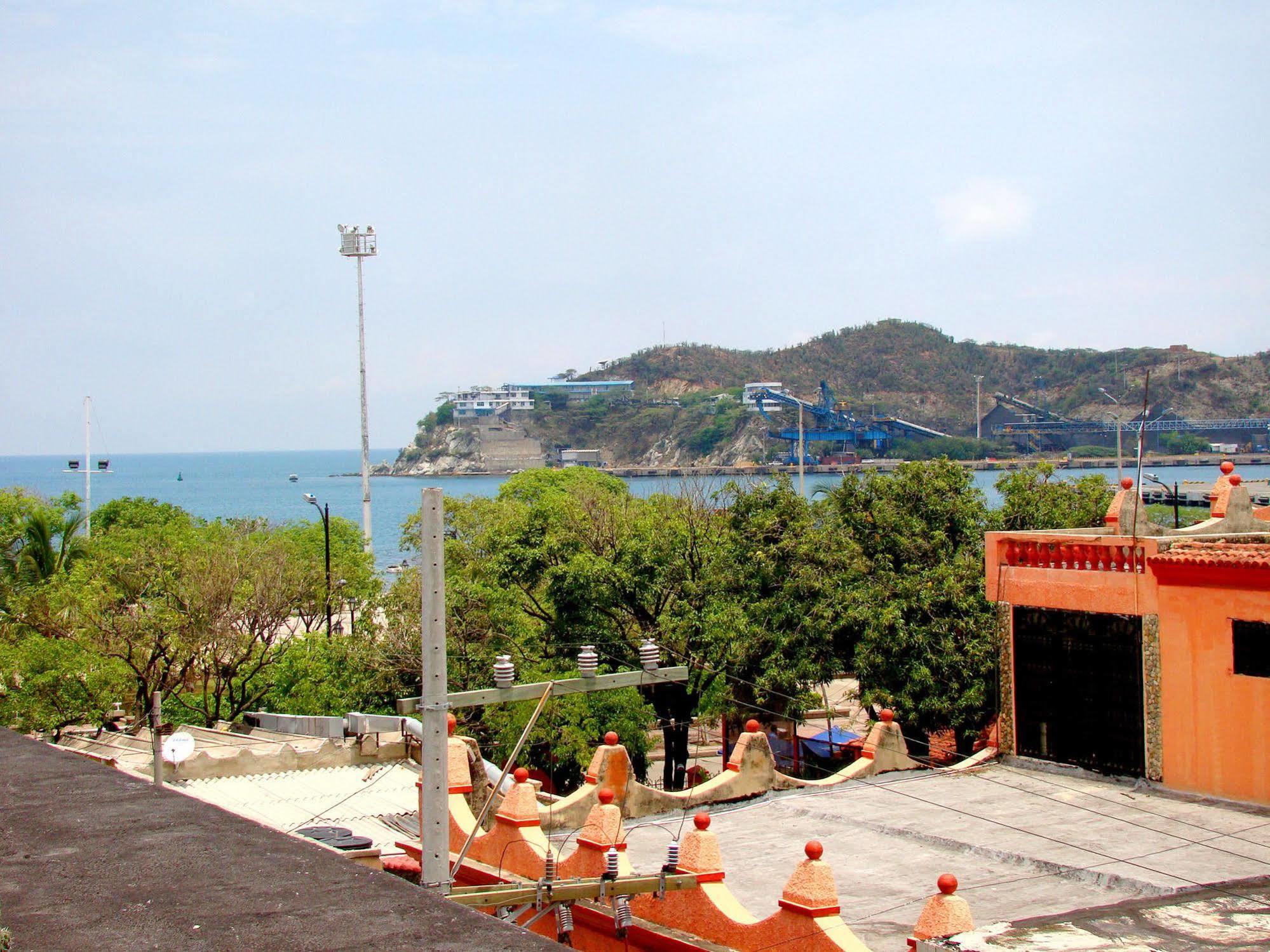 Hotel Casa Vieja Santa Marta  Kültér fotó